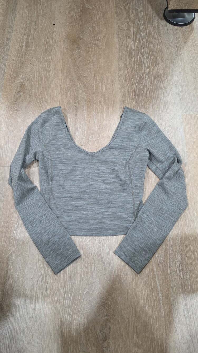 Lululemon Align V-Neck Long Sleeve Crop Top in Heathered Rover